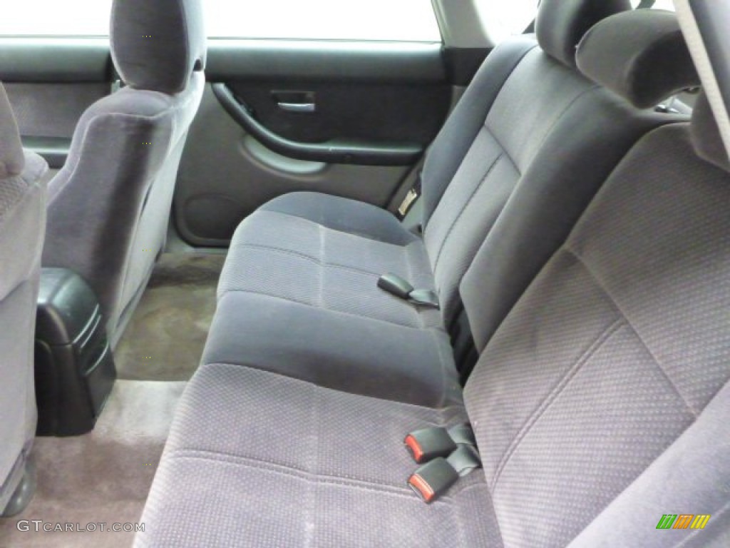 2003 Legacy L Wagon - Titanium Pearl / Gray photo #5