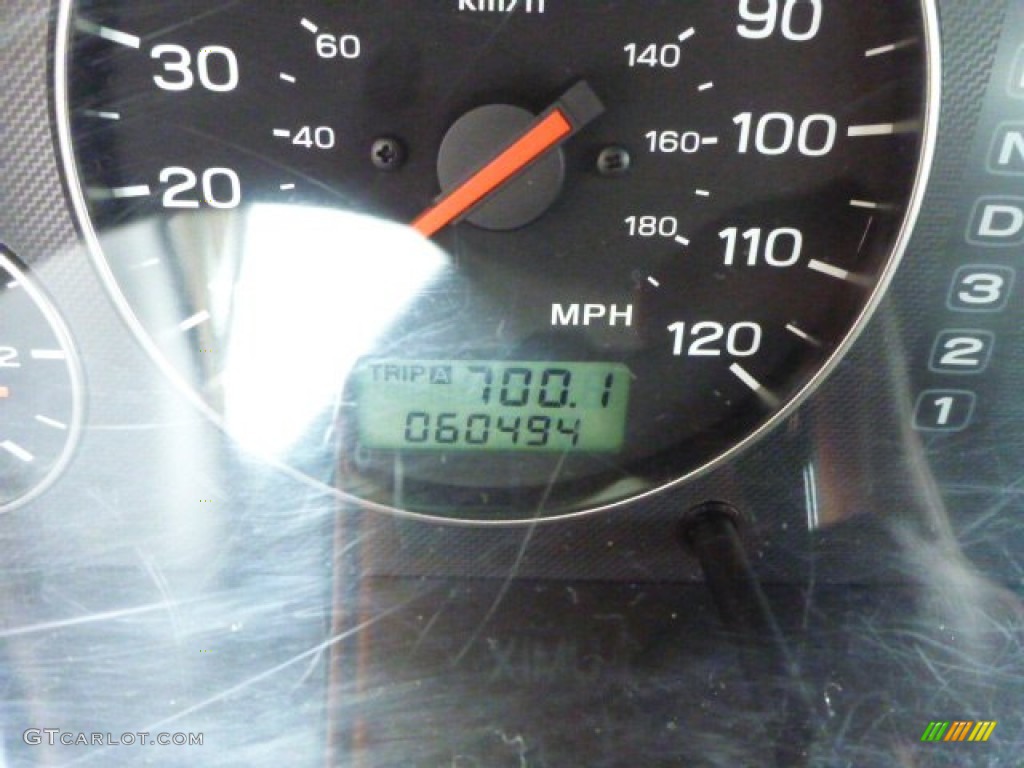 2003 Legacy L Wagon - Titanium Pearl / Gray photo #9