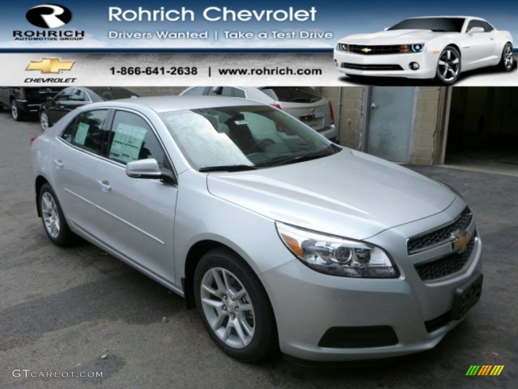 Silver Ice Metallic Chevrolet Malibu