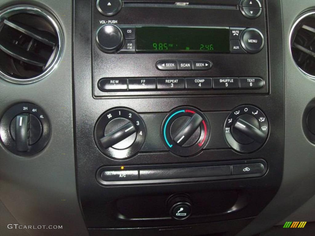 2006 F150 XLT SuperCab 4x4 - Silver Metallic / Medium Flint photo #25