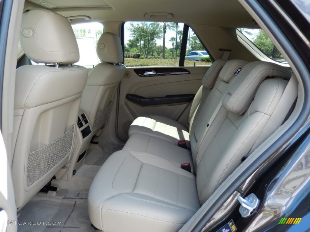 2014 Mercedes-Benz ML 350 Rear Seat Photo #85576808