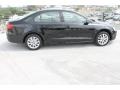 Black - Jetta SE Sedan Photo No. 11