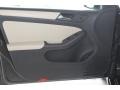 Black - Jetta SE Sedan Photo No. 13