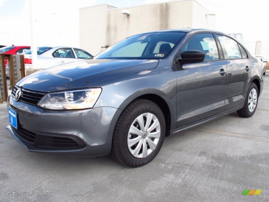 2014 Jetta S Sedan - Platinum Gray Metallic / Titan Black photo #3