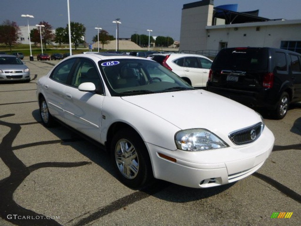 2005 Sable LS Sedan - Vibrant White / Medium Parchment photo #1