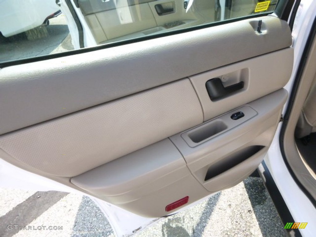 2005 Sable LS Sedan - Vibrant White / Medium Parchment photo #13