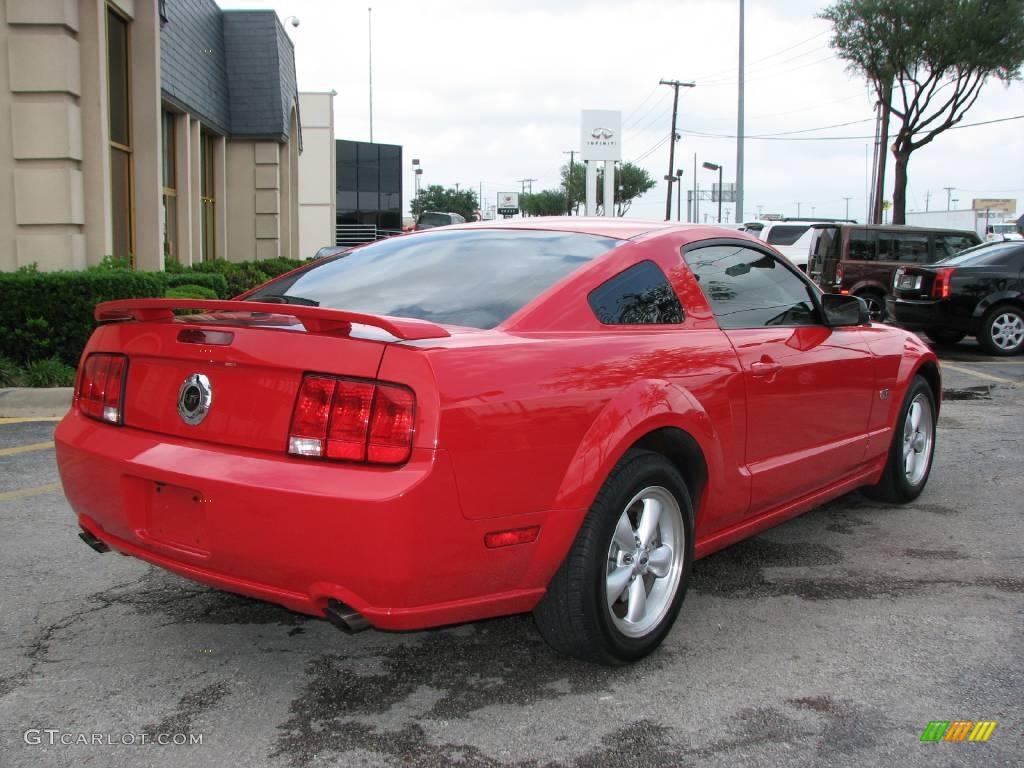 2007 Mustang GT Premium Coupe - Torch Red / Dark Charcoal photo #6