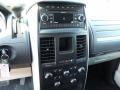 White Gold Pearl - Grand Caravan SE Hero Photo No. 18