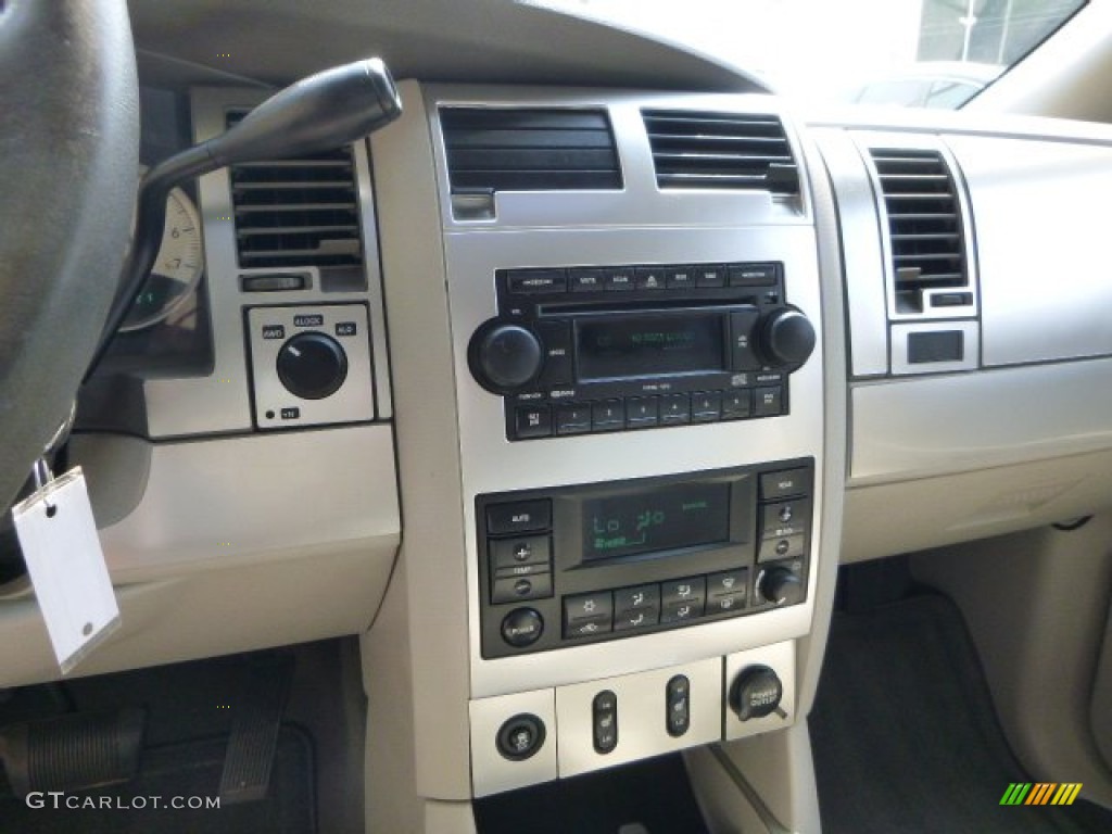 2004 Durango Limited 4x4 - Patriot Blue Pearl / Medium Slate Gray photo #17