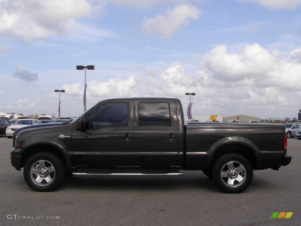 2007 F250 Super Duty Harley Davidson Crew Cab 4x4 - Dark Stone Metallic / Black Leather photo #6