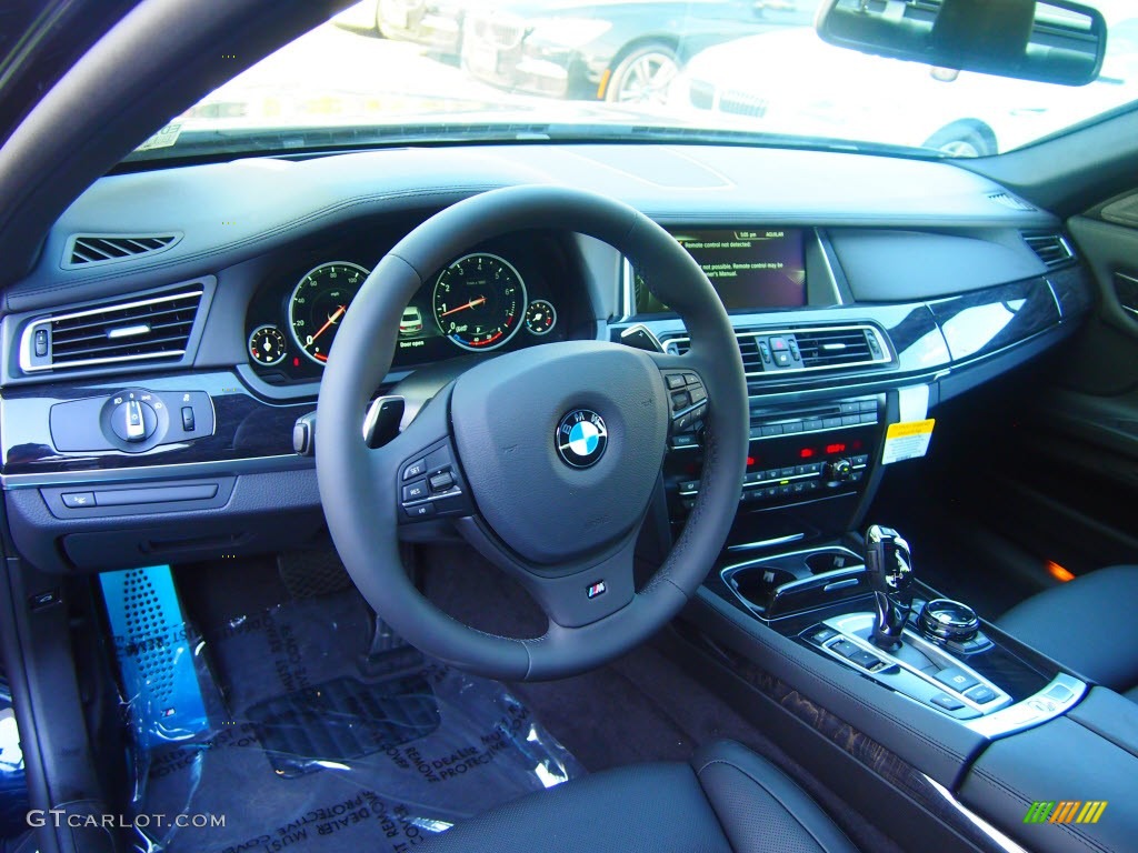 2014 BMW 7 Series 750i Sedan Dashboard Photos
