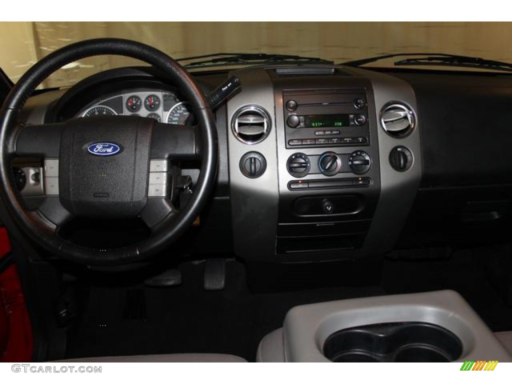 2005 F150 FX4 SuperCab 4x4 - Bright Red / Medium Flint Grey photo #18