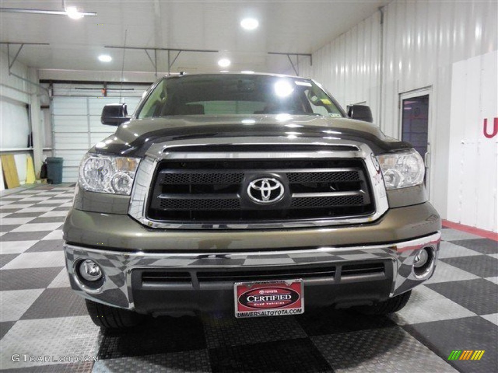 2011 Tundra SR5 CrewMax 4x4 - Pyrite Mica / Sand Beige photo #2