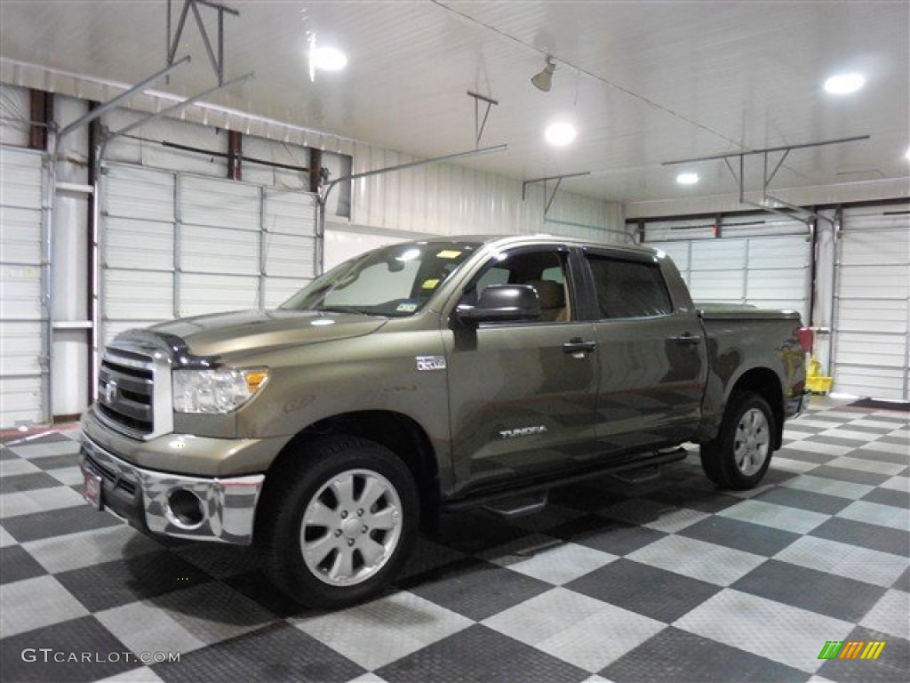 2011 Tundra SR5 CrewMax 4x4 - Pyrite Mica / Sand Beige photo #4