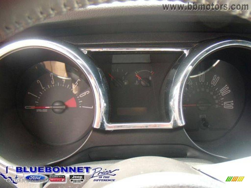 2009 Mustang V6 Convertible - Brilliant Silver Metallic / Light Graphite photo #10