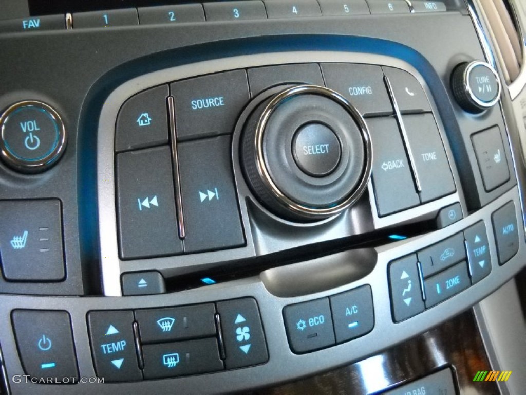 2013 Buick LaCrosse FWD Controls Photo #85596028