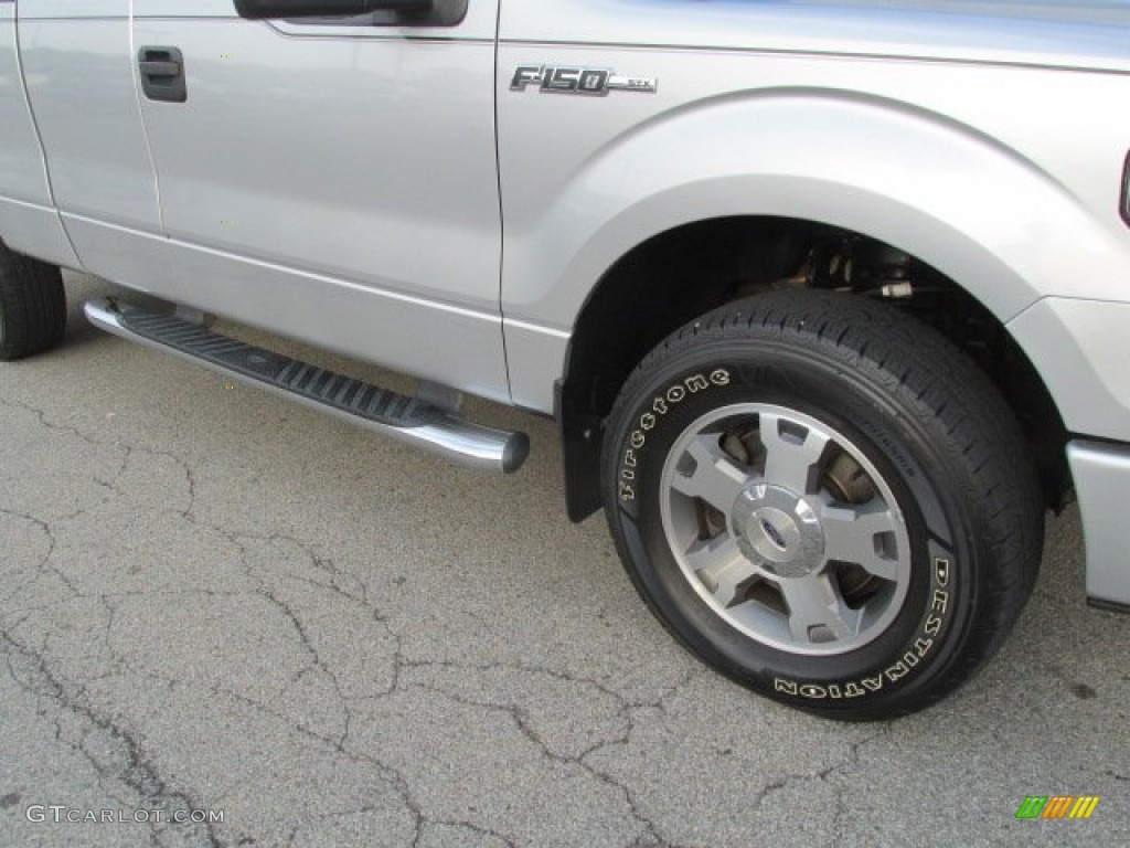 2010 F150 STX SuperCab 4x4 - Ingot Silver Metallic / Medium Stone photo #3