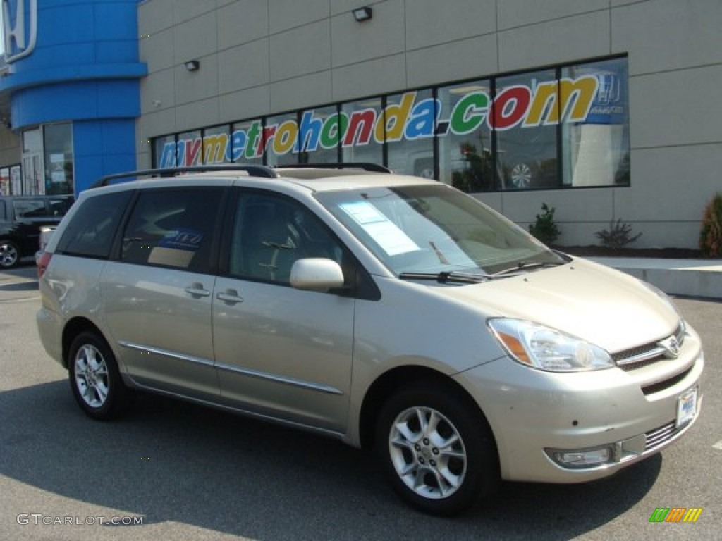 Desert Sand Mica Toyota Sienna