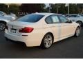 Alpine White - 5 Series 550i Sedan Photo No. 5