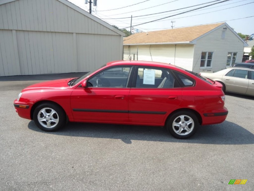 2005 Elantra GT Hatchback - Rally Red / Gray photo #2
