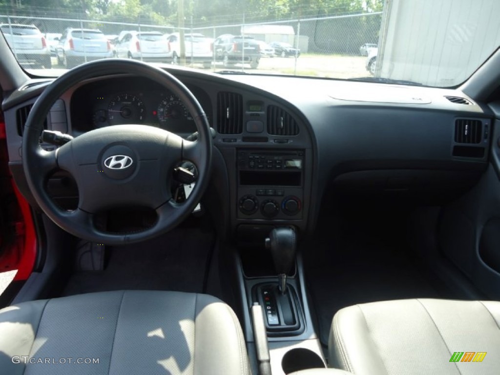 2005 Elantra GT Hatchback - Rally Red / Gray photo #10