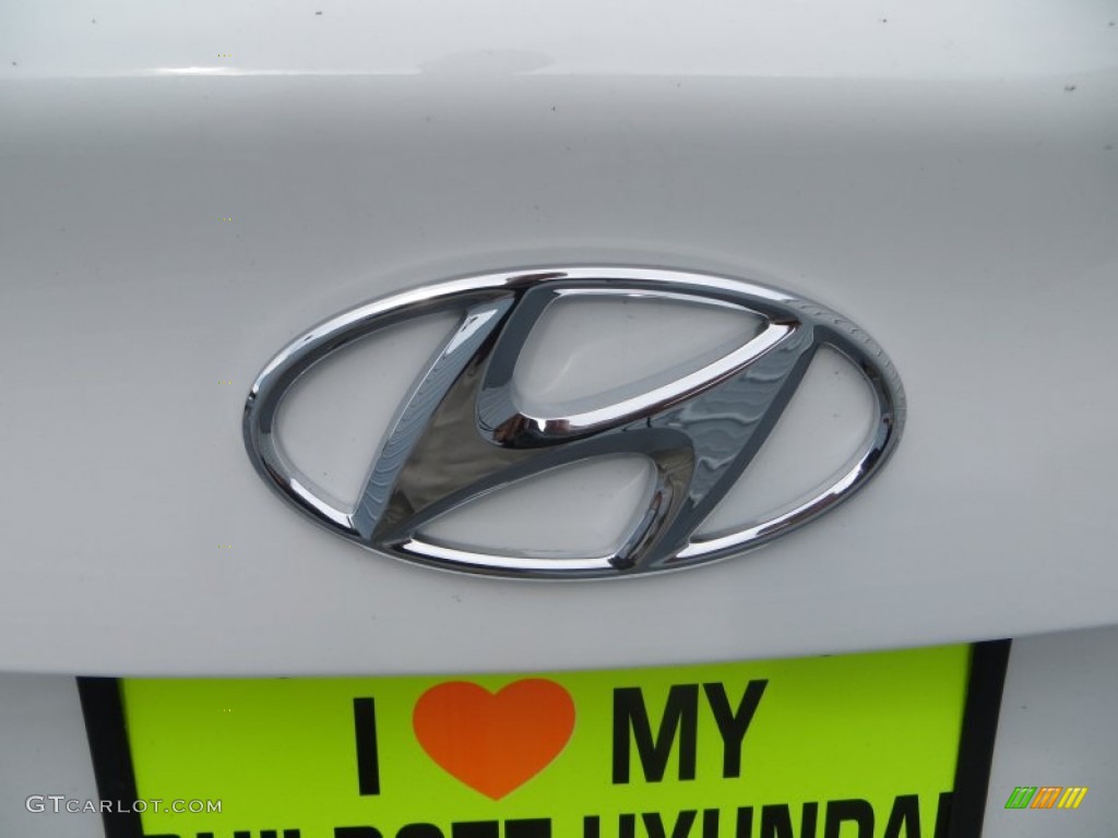 2013 Elantra Limited - Shimmering White / Beige photo #14