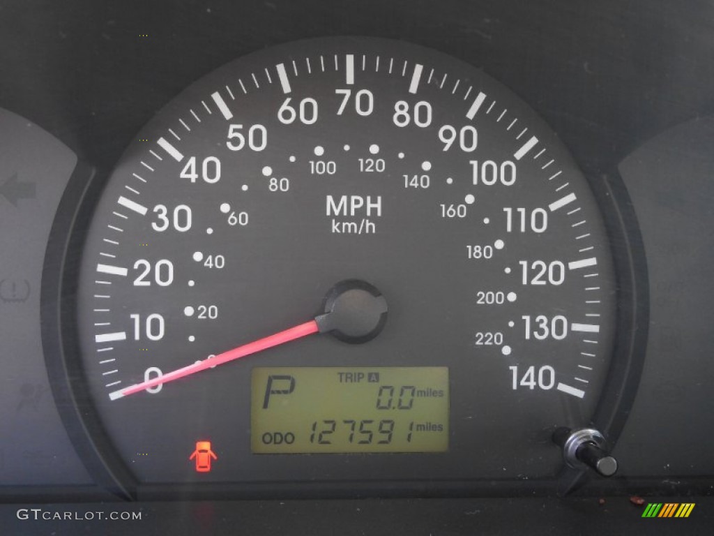 2004 Spectra EX Sedan - Clear Silver / Gray photo #14