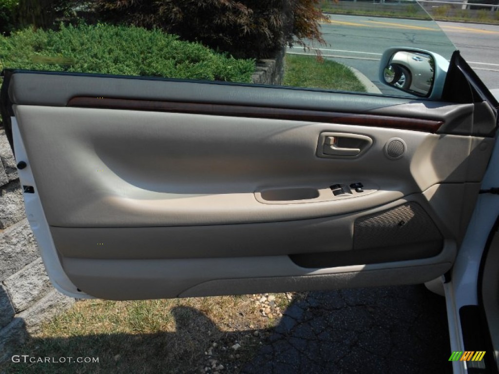 2001 Solara SLE V6 Coupe - White Diamond Pearl / Ivory photo #14