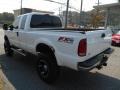 Oxford White - F350 Super Duty Lariat SuperCab 4x4 Photo No. 8