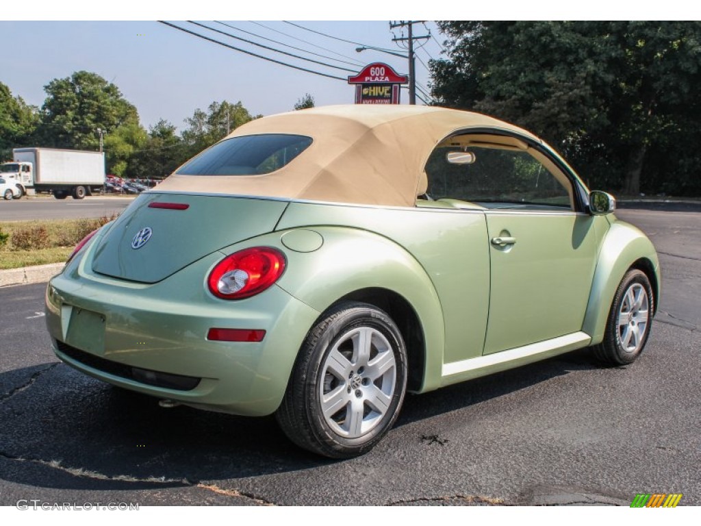 2007 New Beetle 2.5 Convertible - Gecko Green Metallic / Cream photo #6