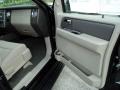 2013 Tuxedo Black Ford Expedition XLT  photo #20