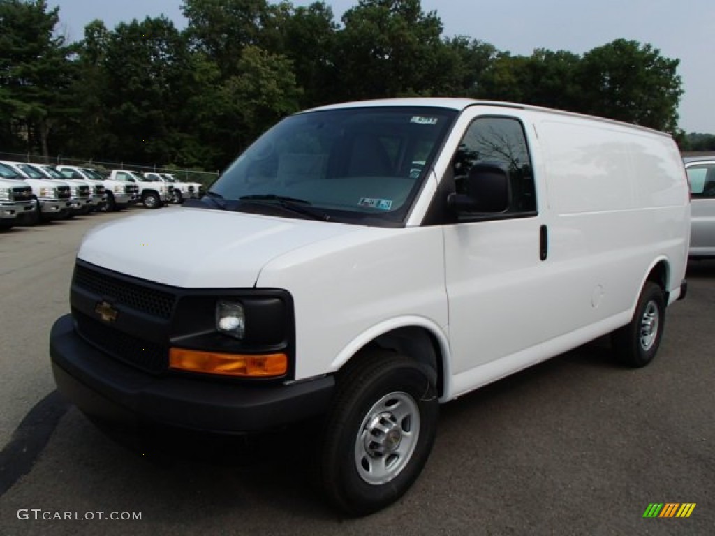 Summit White 2014 Chevrolet Express 1500 Cargo WT Exterior Photo #85612822