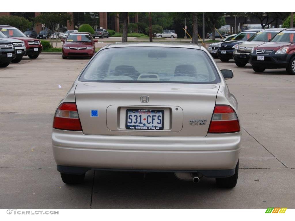 1995 Accord LX Coupe - Heather Mist Metallic / Beige photo #6