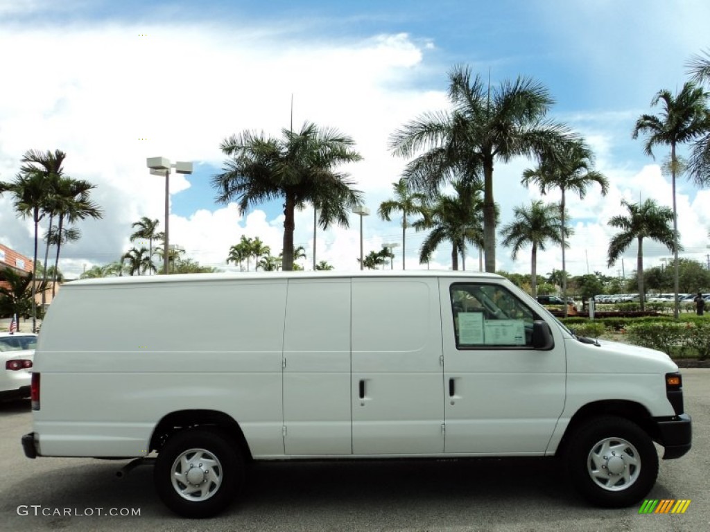 Oxford White 2013 Ford E Series Van E250 Cargo Exterior Photo #85613360