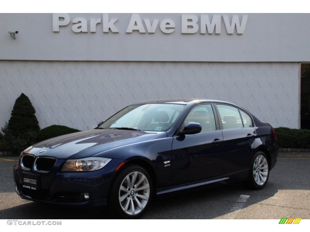 Deep Sea Blue Metallic BMW 3 Series