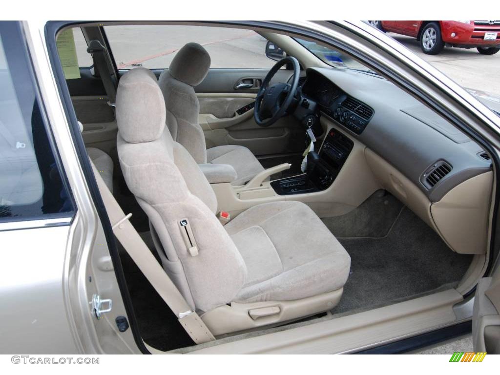 1995 Accord LX Coupe - Heather Mist Metallic / Beige photo #21