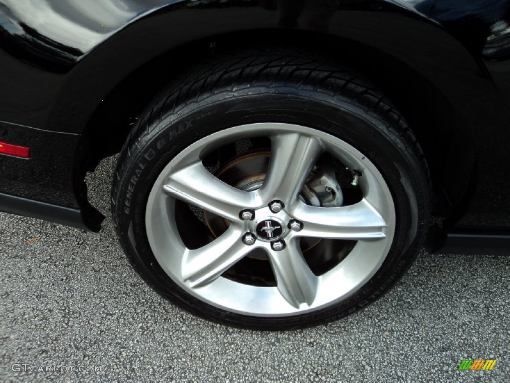 2010 Ford Mustang GT Premium Coupe Wheel Photo #85615267