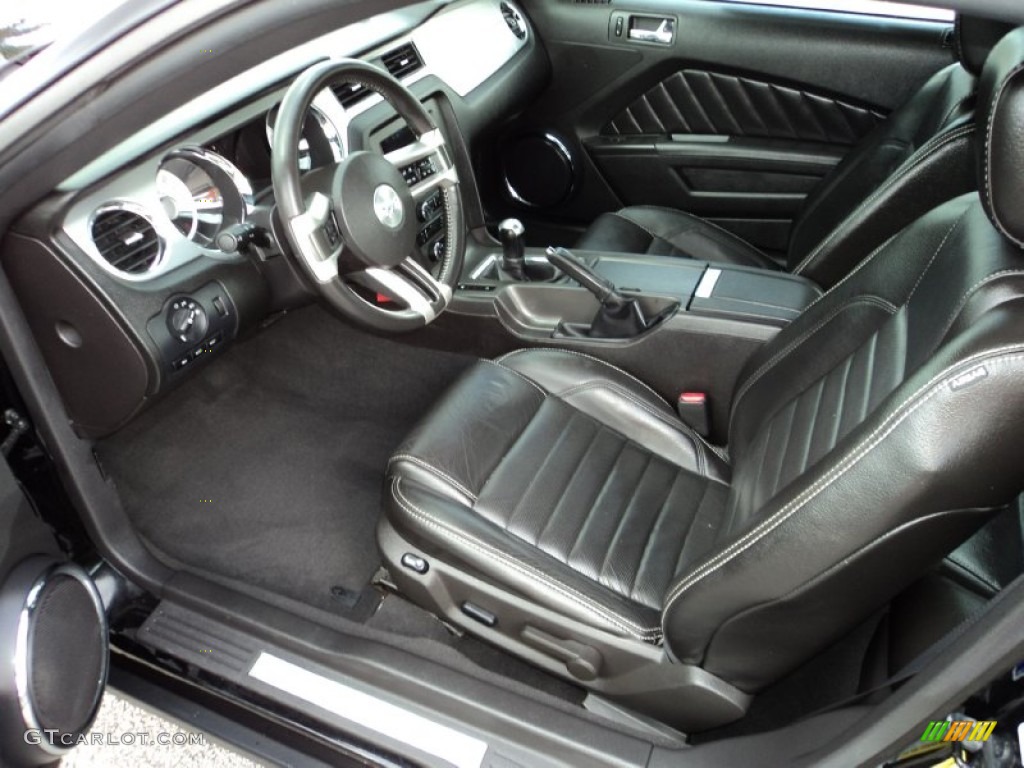 Charcoal Black Interior 2010 Ford Mustang GT Premium Coupe Photo #85615633