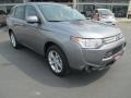 2014 Mercury Gray Metallic Mitsubishi Outlander SE  photo #1