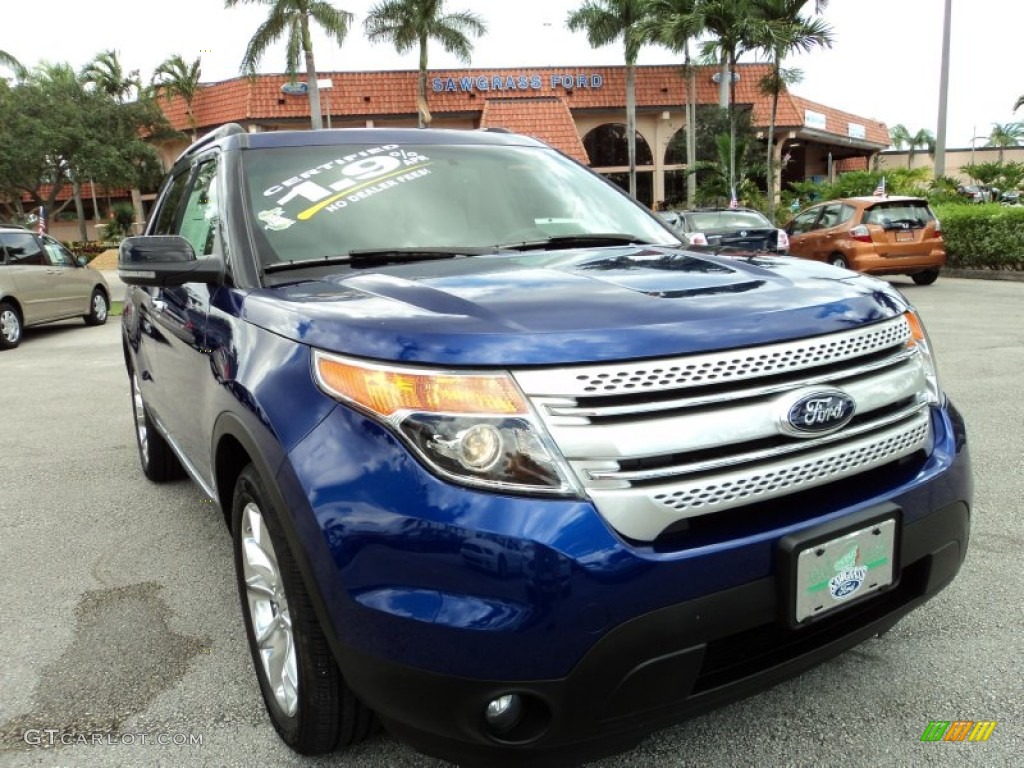 2013 Explorer XLT - Deep Impact Blue Metallic / Medium Light Stone photo #2