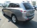 2014 Mercury Gray Metallic Mitsubishi Outlander SE  photo #5