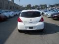 Fresh Powder - Versa 1.8 S Hatchback Photo No. 6