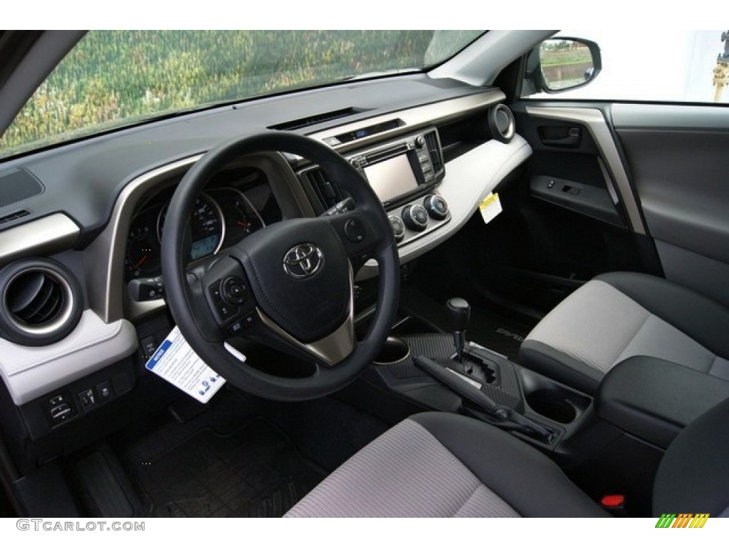 2013 RAV4 LE AWD - Black / Ash photo #5