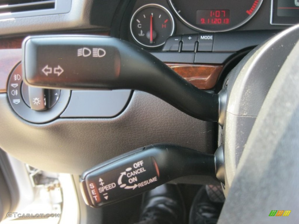 2002 Audi A4 3.0 quattro Sedan Controls Photo #85621426