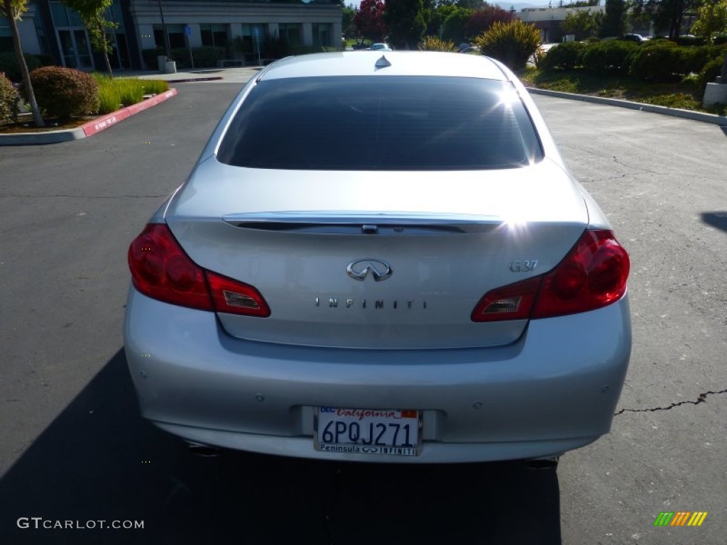 2011 G 37 Journey Sedan - Liquid Platinum / Stone photo #5