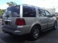 2005 Silver Birch Metallic Lincoln Navigator Luxury 4x4  photo #4