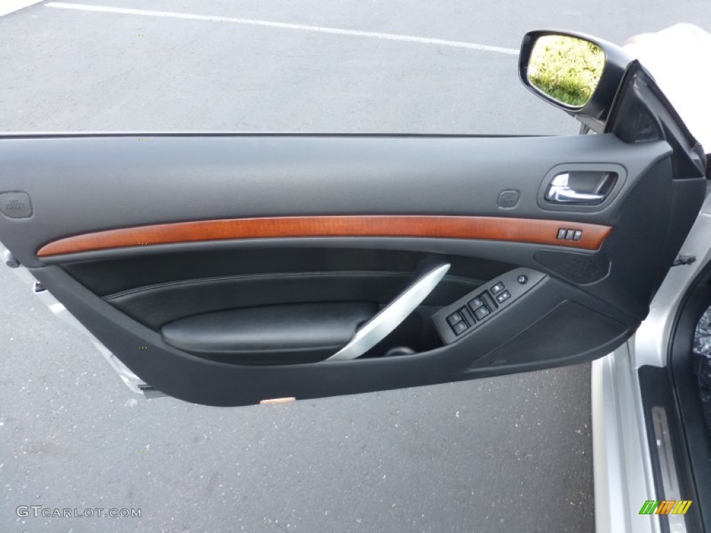 2009 Infiniti G 37 Convertible Door Panel Photos