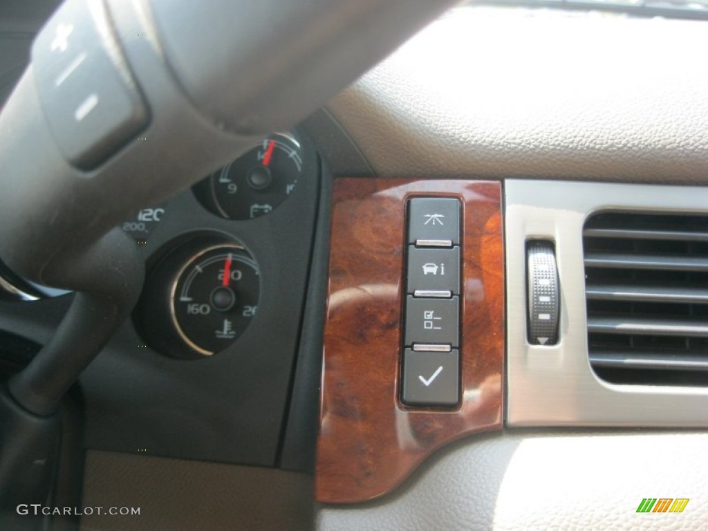 2009 Tahoe LTZ 4x4 - White Diamond Tricoat / Light Cashmere photo #21