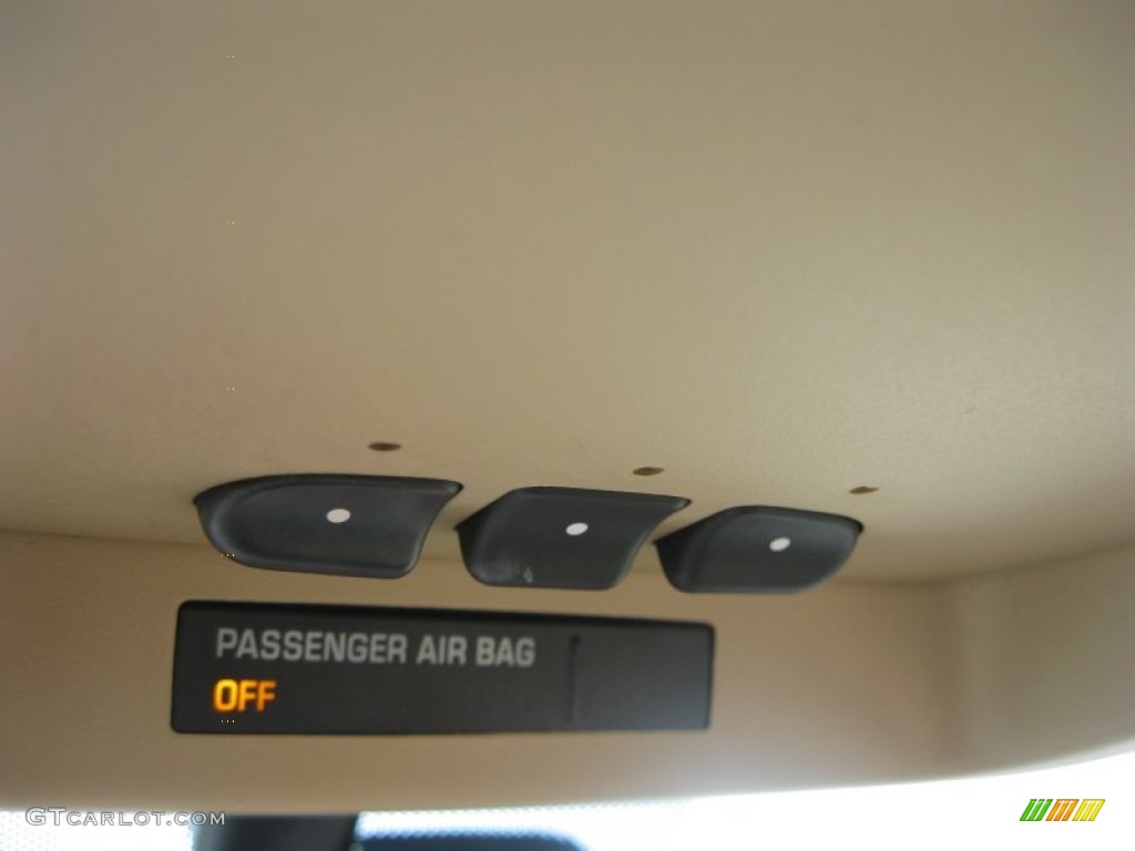 2009 Tahoe LTZ 4x4 - White Diamond Tricoat / Light Cashmere photo #27