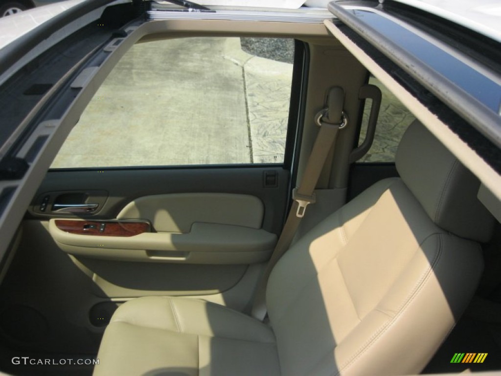 2009 Tahoe LTZ 4x4 - White Diamond Tricoat / Light Cashmere photo #29